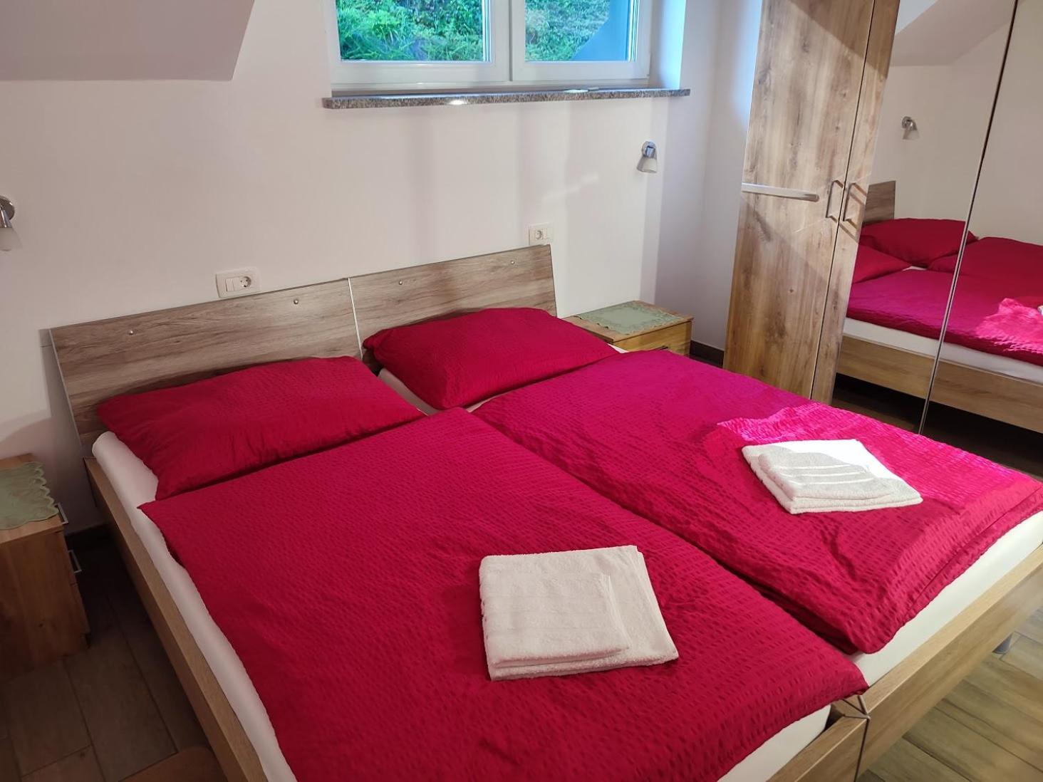 Apartments And Wellness Jelovca Radovljica Eksteriør bilde