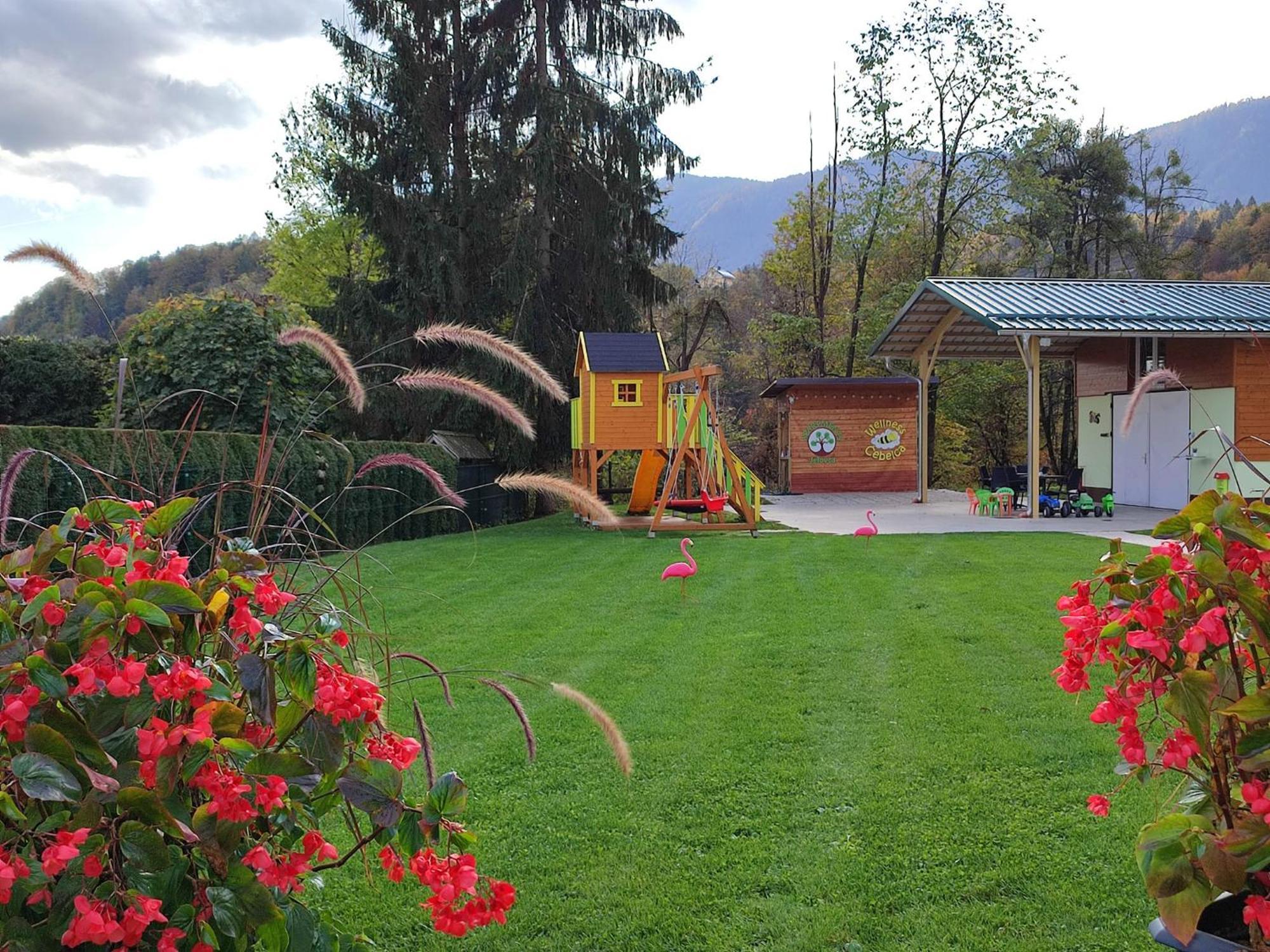 Apartments And Wellness Jelovca Radovljica Eksteriør bilde